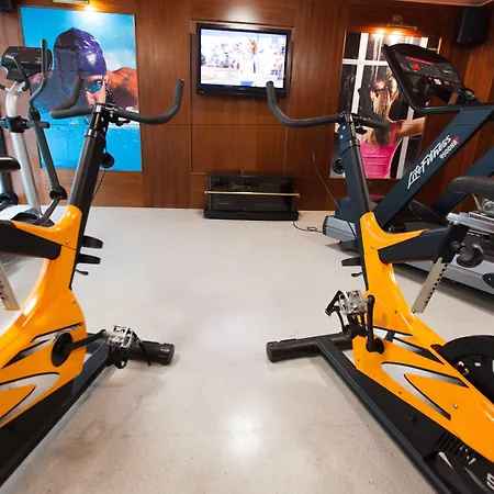 Miami Park Hotel apartamentowy Calella