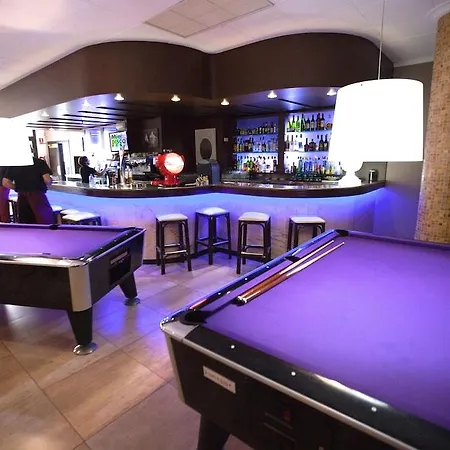 Apartahotel Miami Park 3*