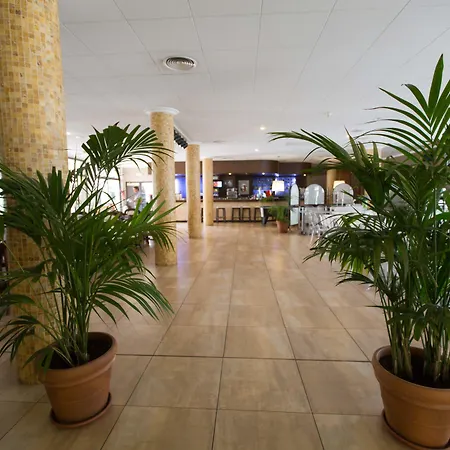 Aparthotel Miami Park 4*
