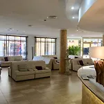 アパートホテル Miami Park 4*